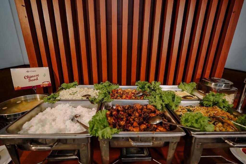 Ponorogo Maesa Hotel מראה חיצוני תמונה