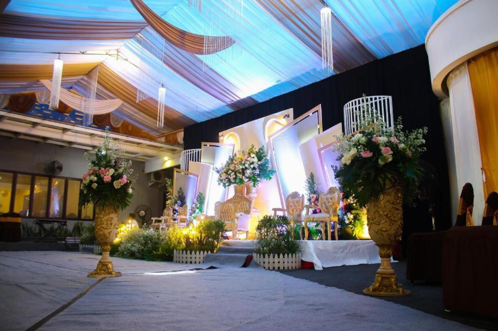 Ponorogo Maesa Hotel מראה חיצוני תמונה