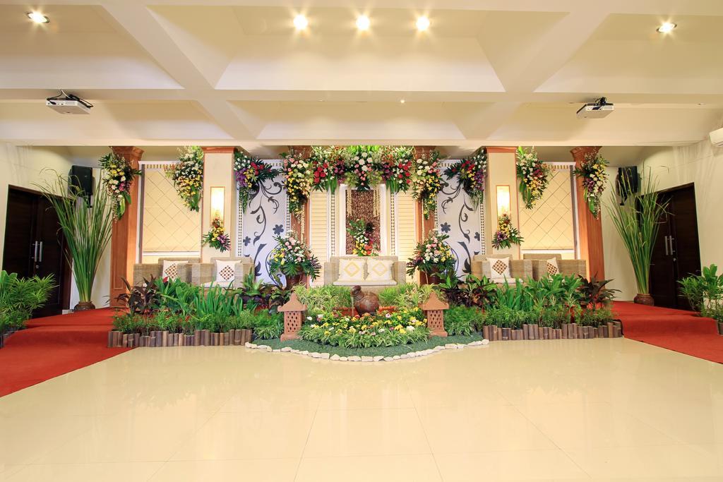 Ponorogo Maesa Hotel מראה חיצוני תמונה